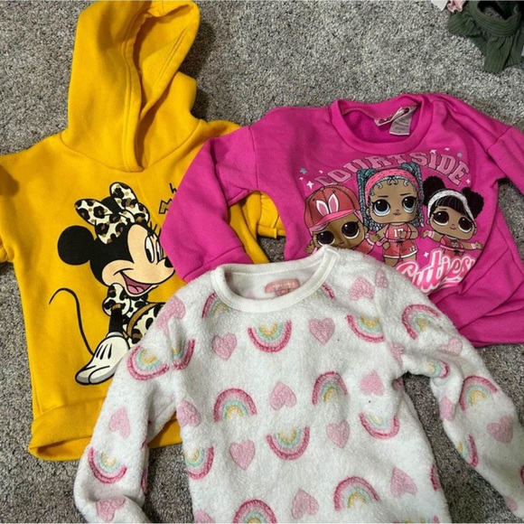 SOLD  Toddler 4T clothes large bundle - Picture 7 of 7